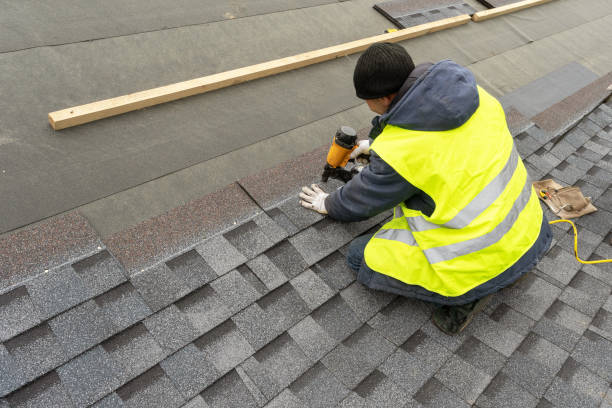 Best Commercial Roofing Services  in Gladstone, OR